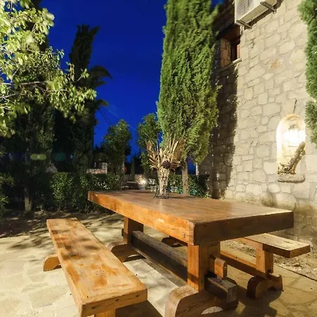 Villa Yannis